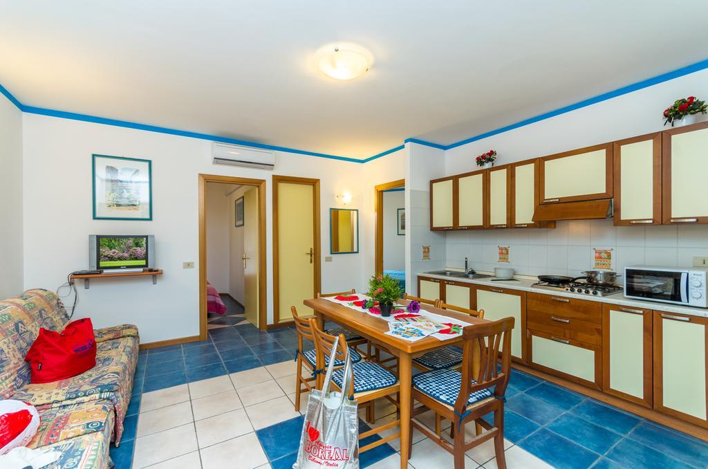 Residence Miriam 2 Bibione Eksteriør bilde